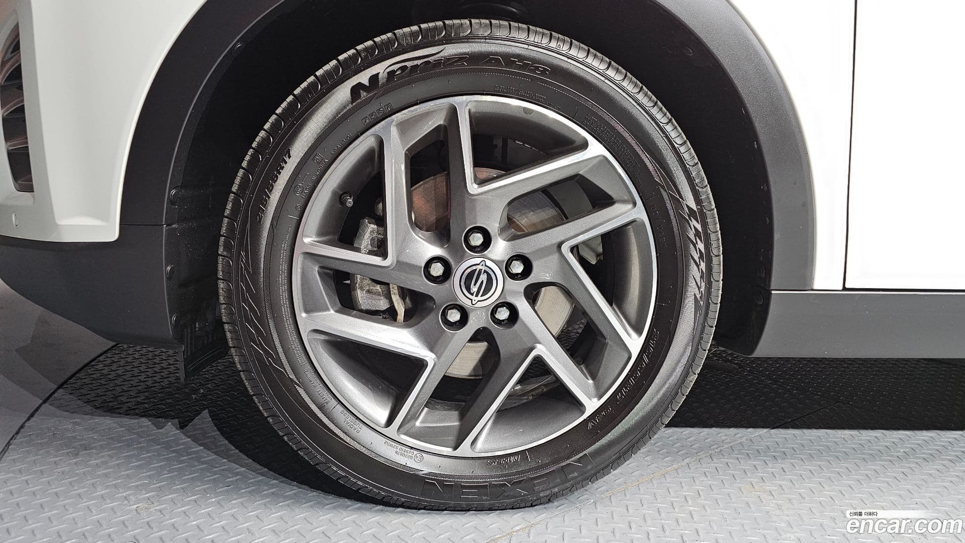 Main__Slider__Photo:TIBOLI KG Mobility 2022.3-4