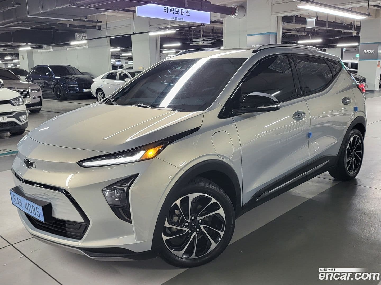 Main__Slider__Photo:볼트 EUV Chevrolet 2022.9-0