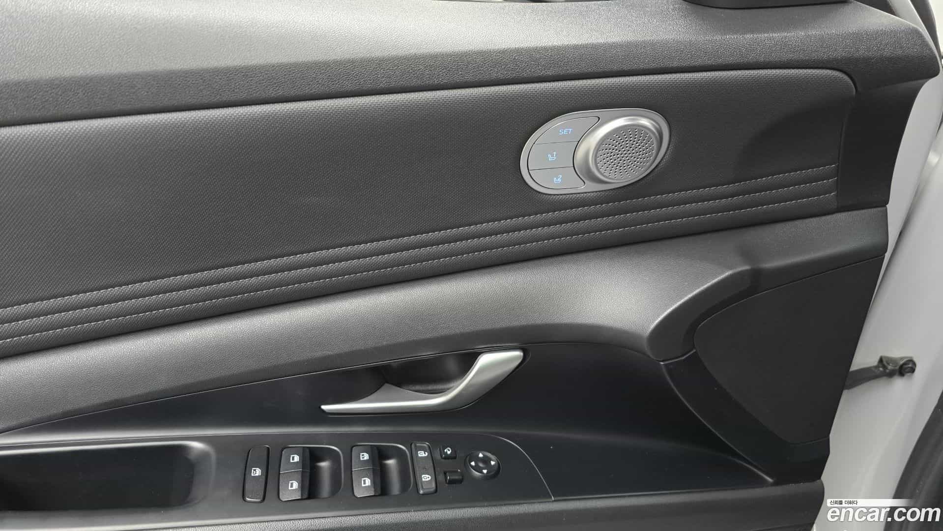 AVANTE Hyundai 2020.6-OPTION-022