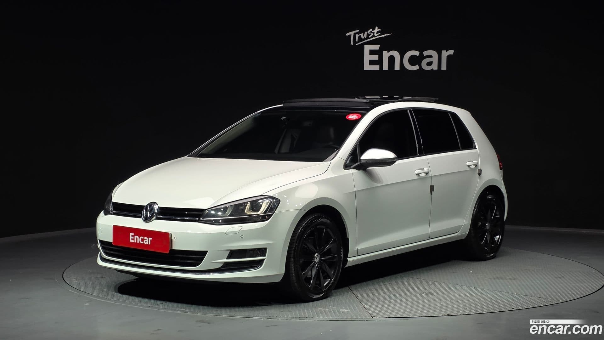 Main__Slider__Photo:Golf Volkswagen 2015.6-0