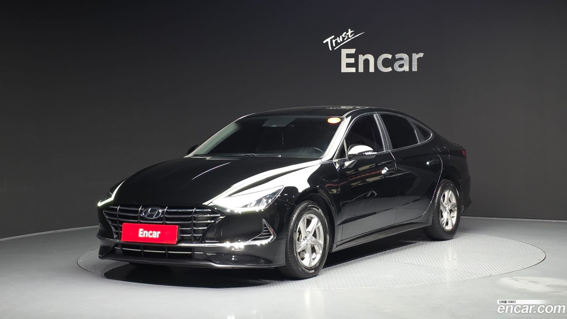 Main__Slider__Photo:Sonata Hyundai 2019.8-0