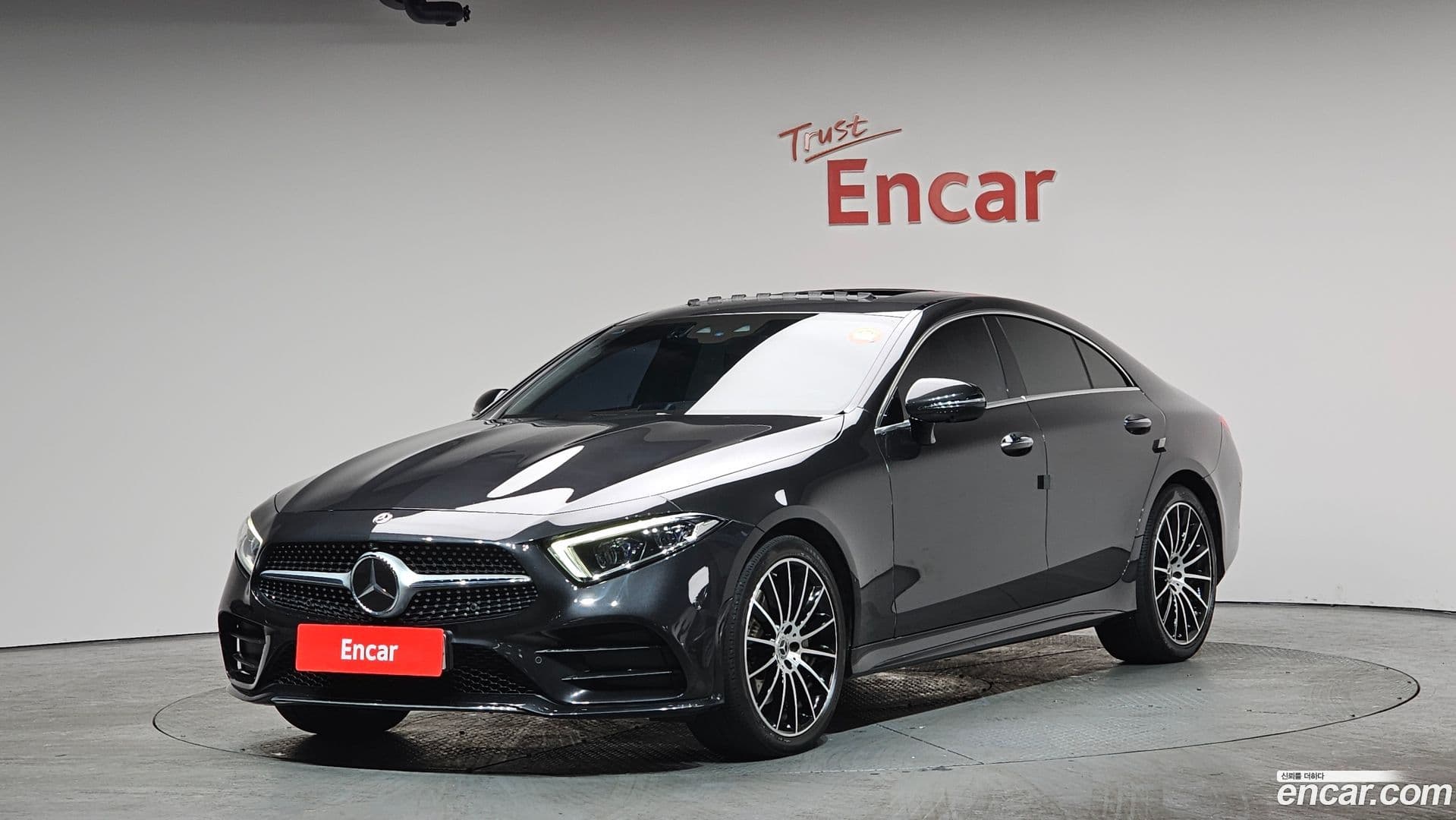 Main__Slider__Photo:CLS-Class Mercedes-Benz 2020.3-0