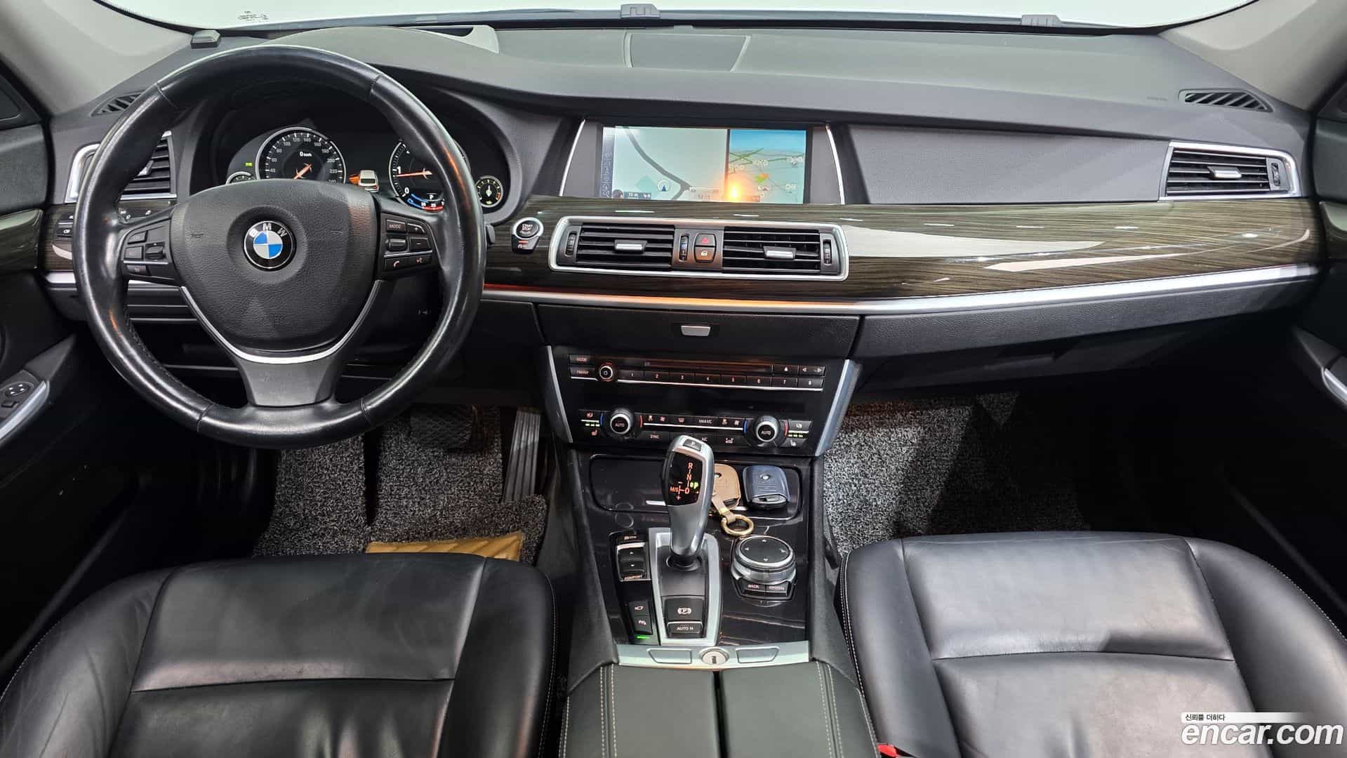 Gran Turismo BMW 2014.10-INNER-007