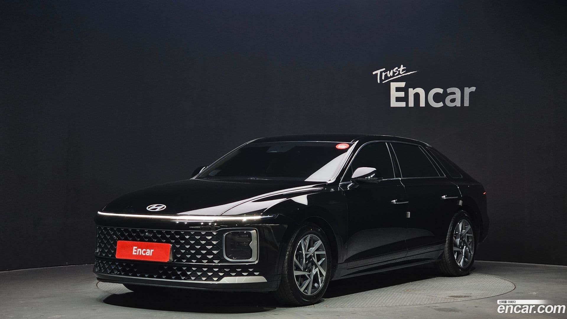 Main__Slider__Photo:Grandeur Hyundai 2023.2-0