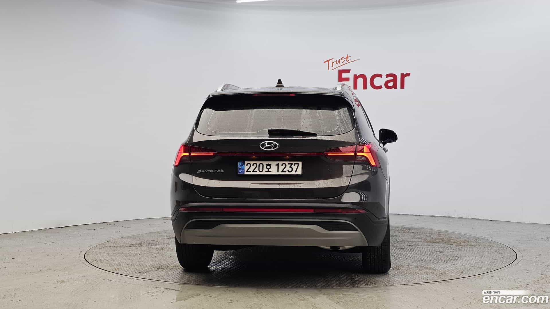 Santafe Hyundai 2023.2-OUTER-004