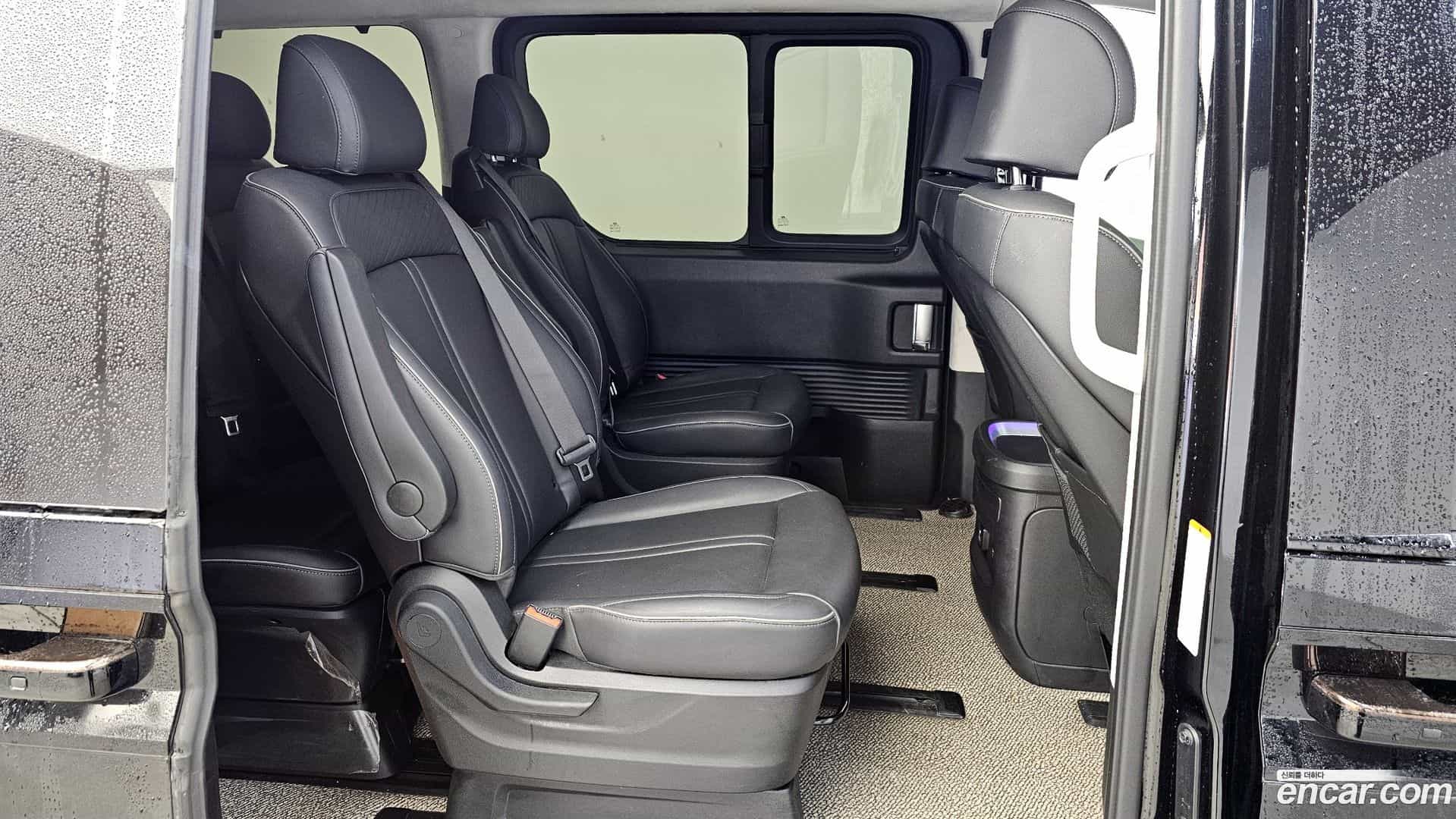 Staria Hyundai 2023.6-OPTION-016