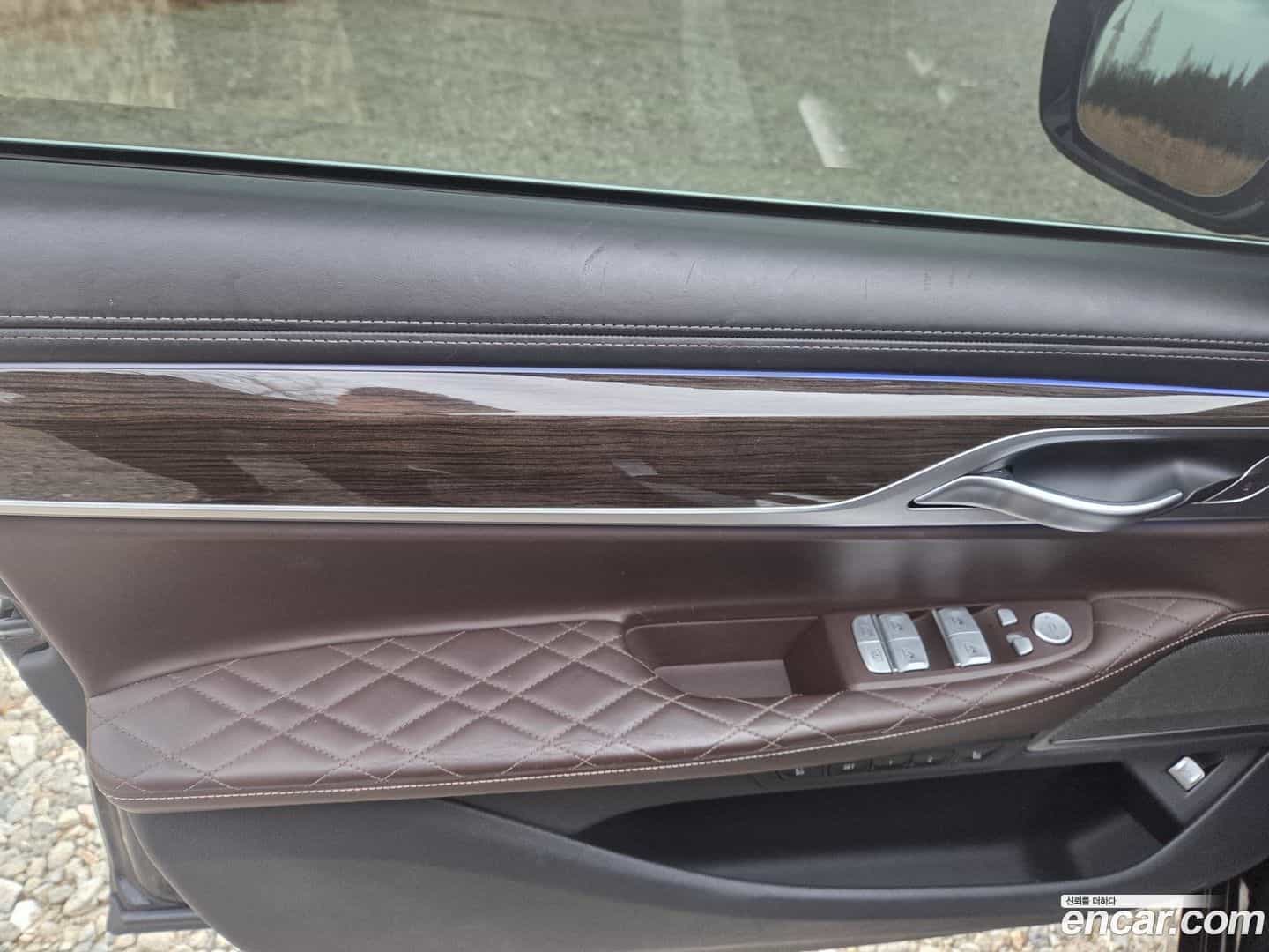 7-Series BMW 2020.0-OUTER-005