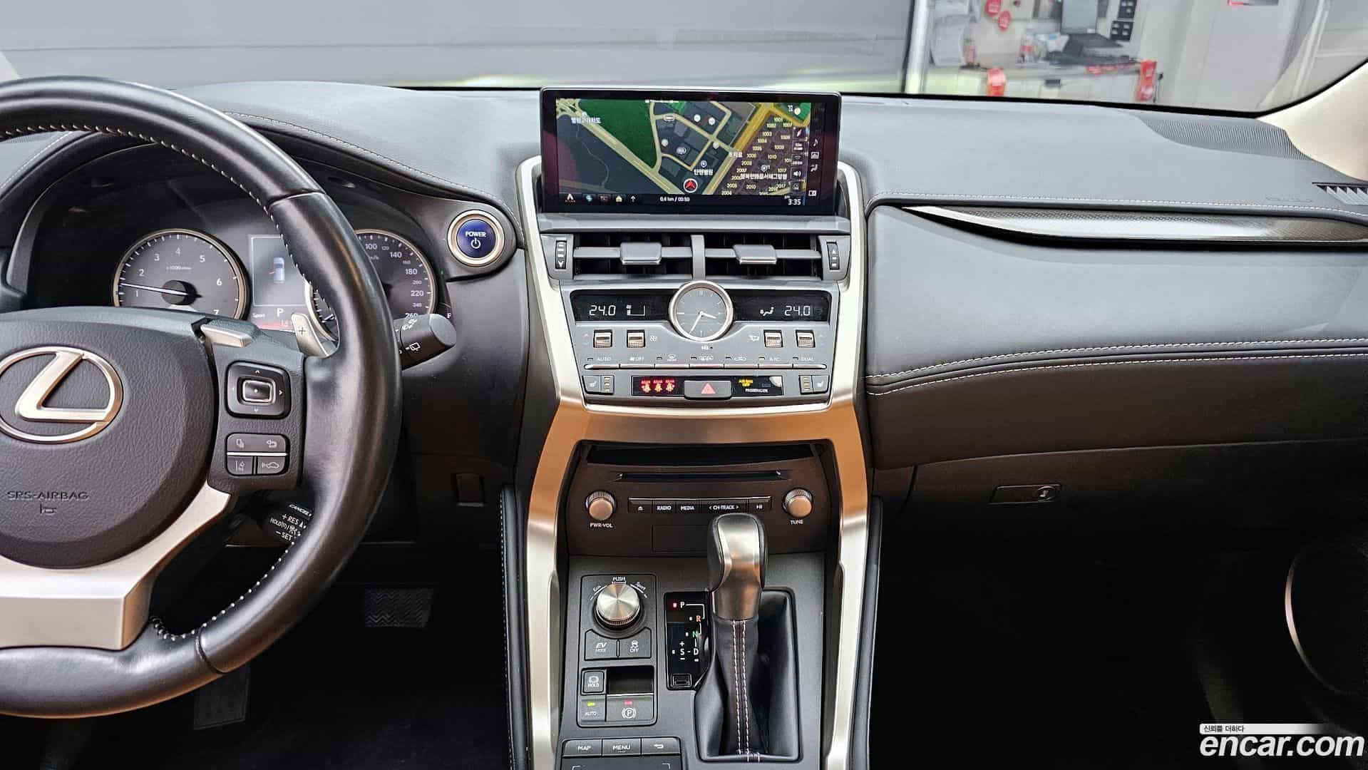 NX Lexus 2020.4-OPTION-023