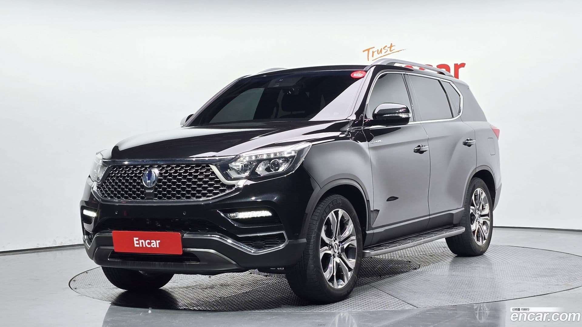 Main__Slider__Photo:Rexton KG Mobility 2020.5-0