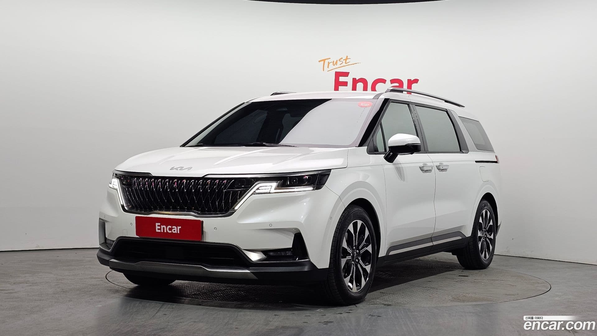 Main__Slider__Photo:Canival Kia 2021.11-0