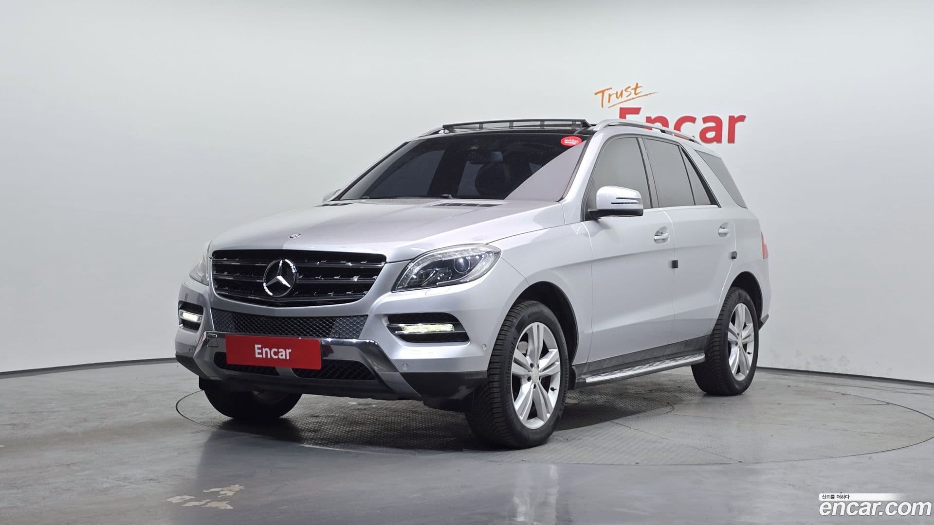 Main__Slider__Photo:M-class Mercedes-Benz 2013.6-0