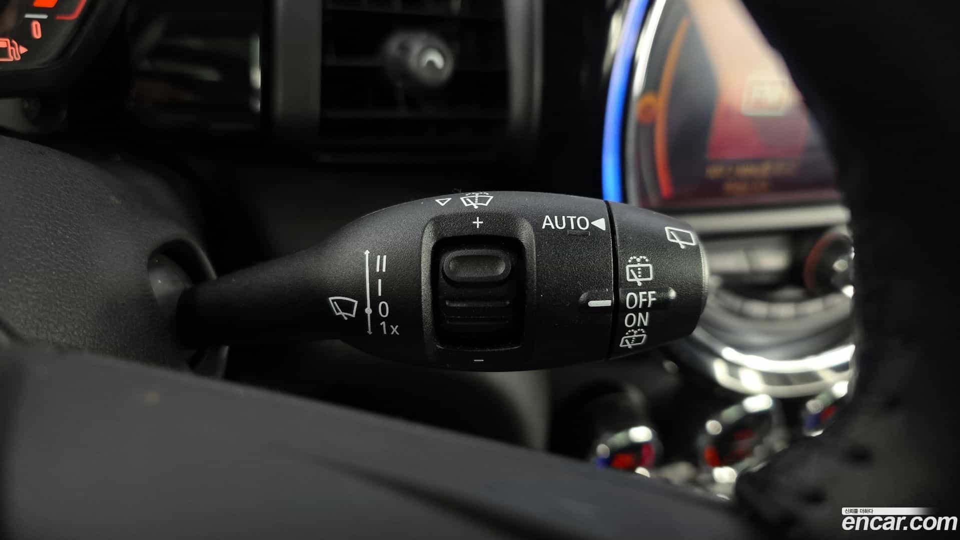 Cooper Mini 2019.3-OPTION-021