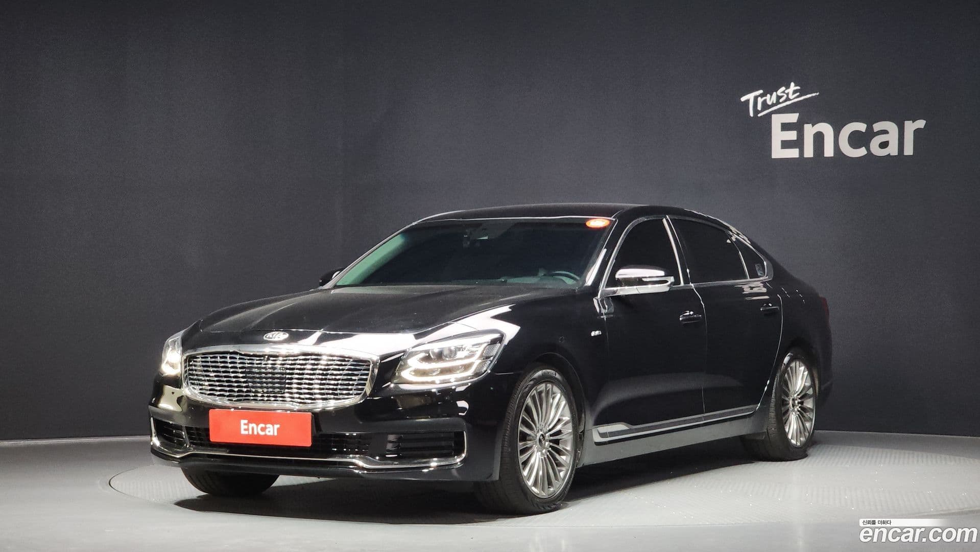 Main__Slider__Photo:K9 Kia 2020.1-0