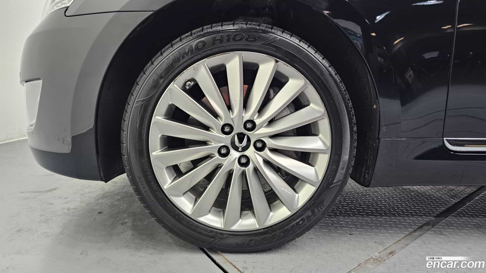 Equus Hyundai 2014.2-OUTER-005