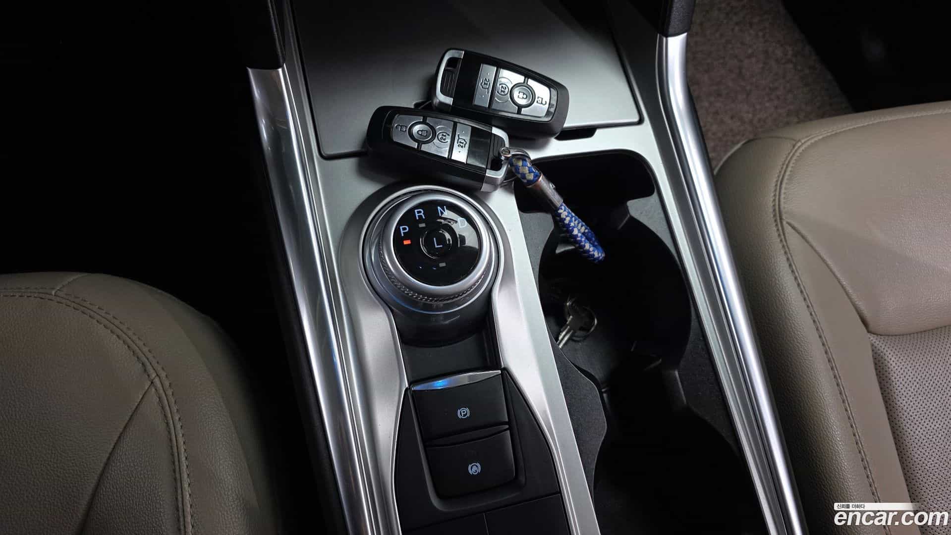 Explorer Ford 2021.2-INNER-009