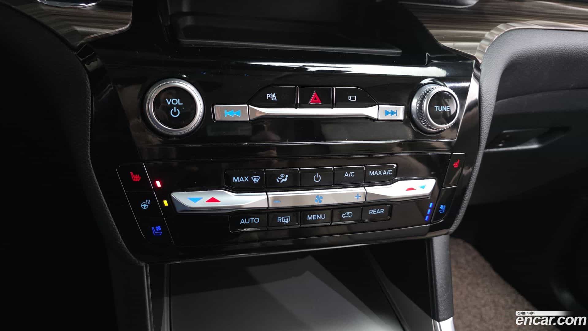 Explorer Ford 2021.2-OPTION-020