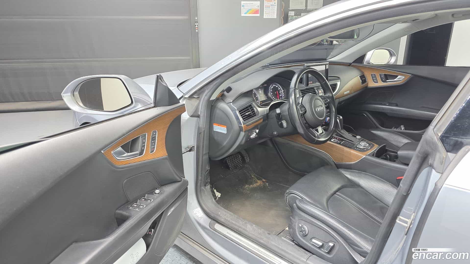 A7 Audi 2015.10-INNER-010