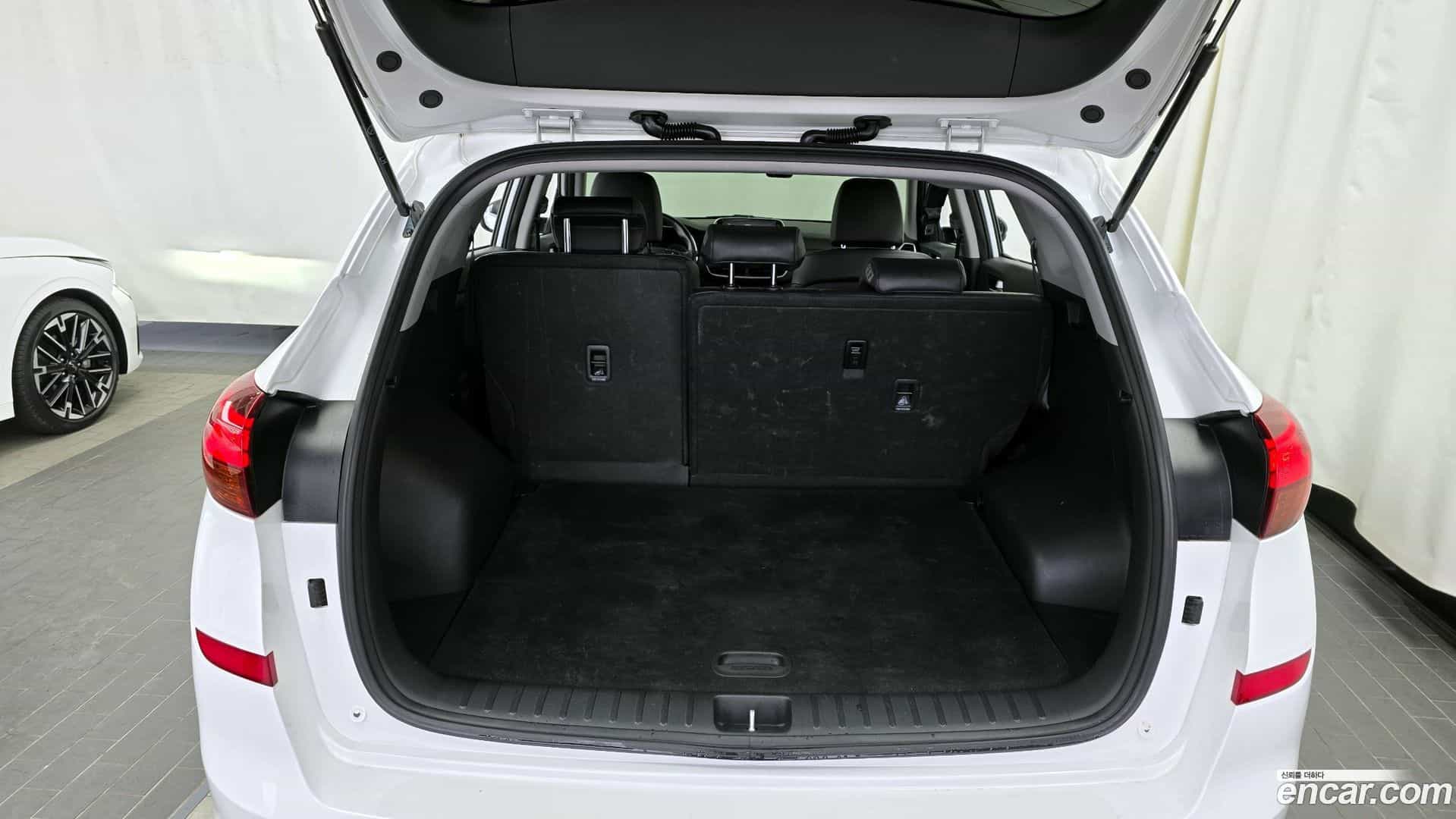 Tucson Hyundai 2018.8-OPTION-024
