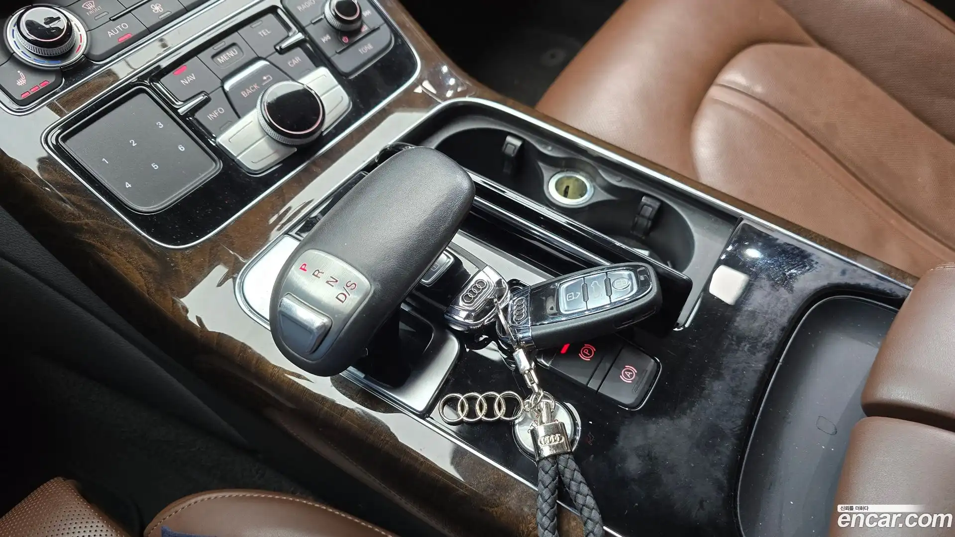 A8 Audi 2015.9-INNER-009