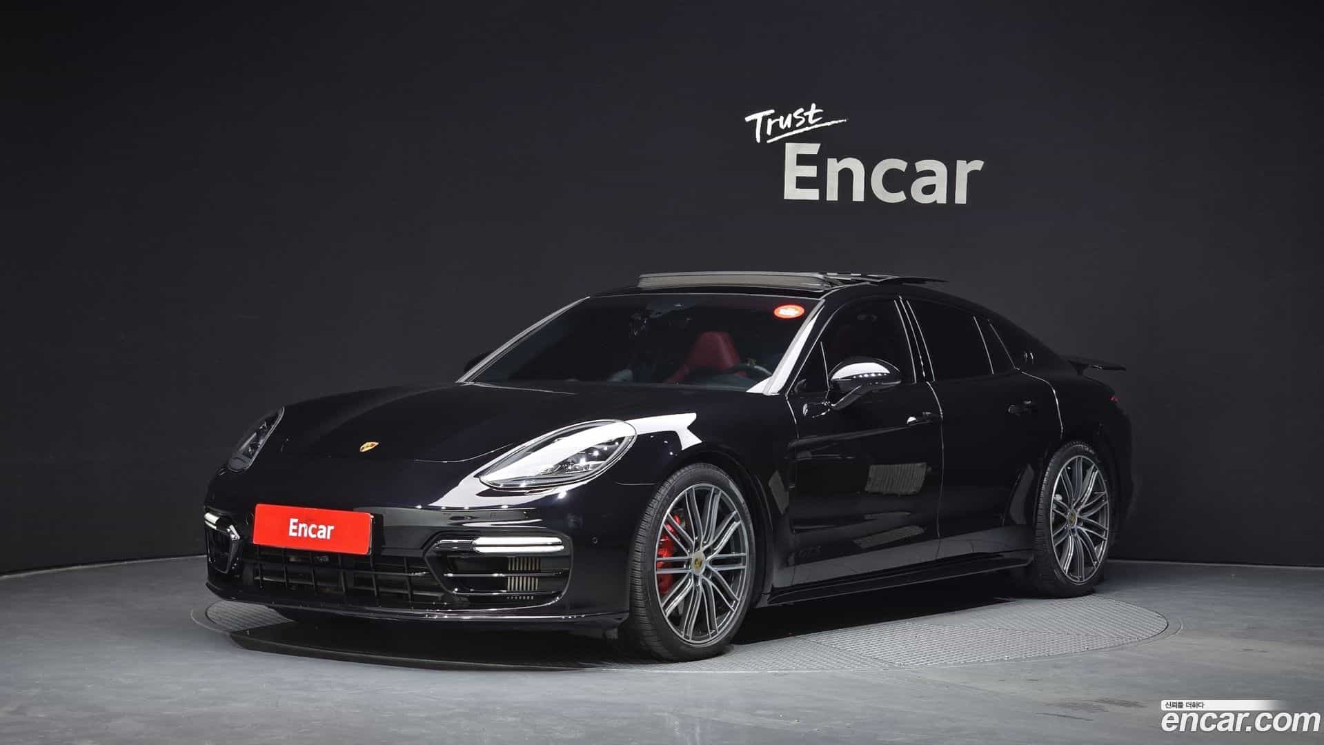 Panamera Porsche 2019.6-OUTER-001