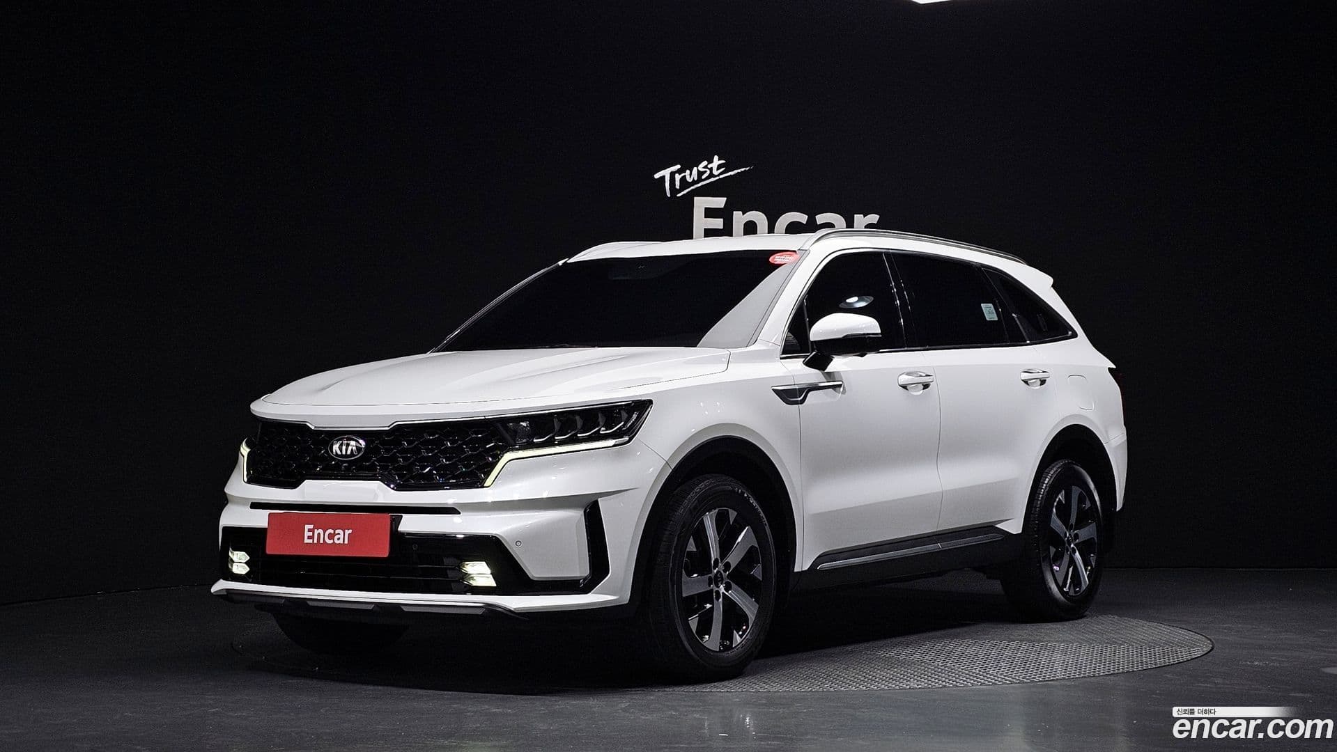 Main__Slider__Photo:Sorento Kia 2021.0-0