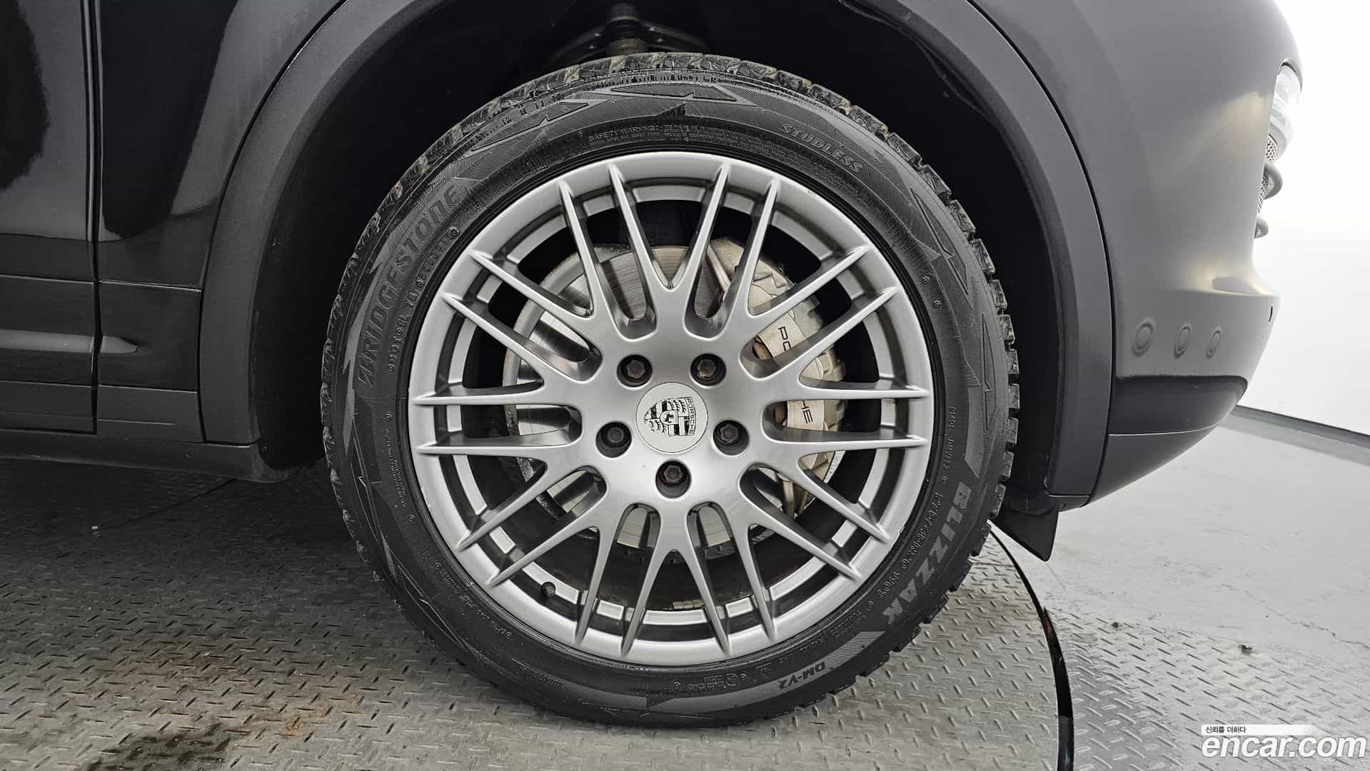 Cayenne Porsche 2012.3-OUTER-005
