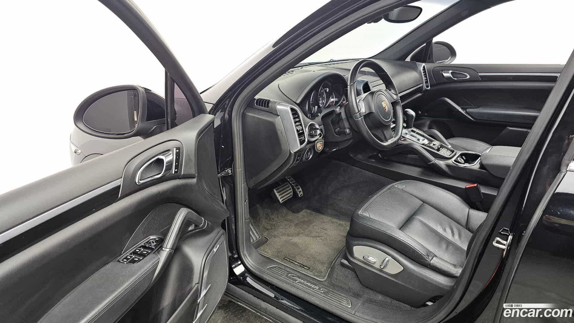 Cayenne Porsche 2012.3-INNER-010