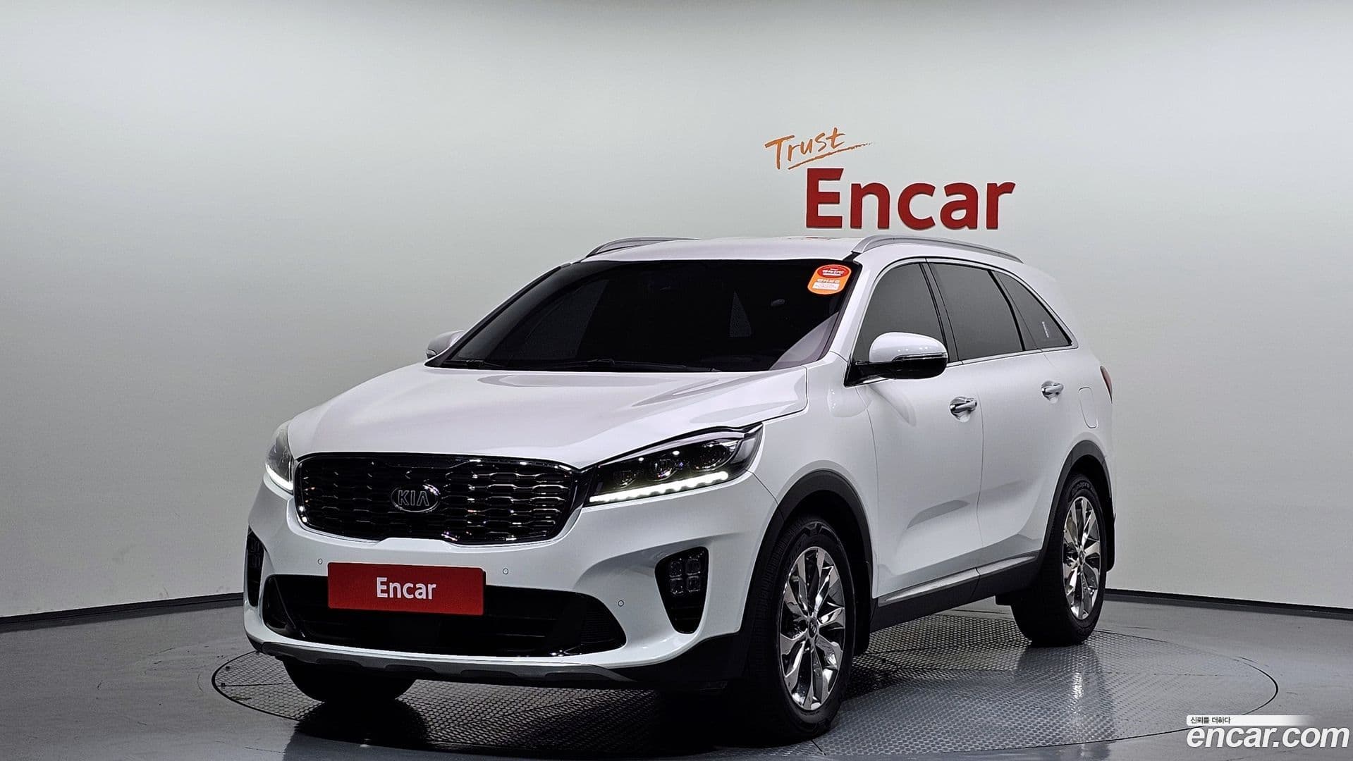 Main__Slider__Photo:Sorento Kia 2019.8-0
