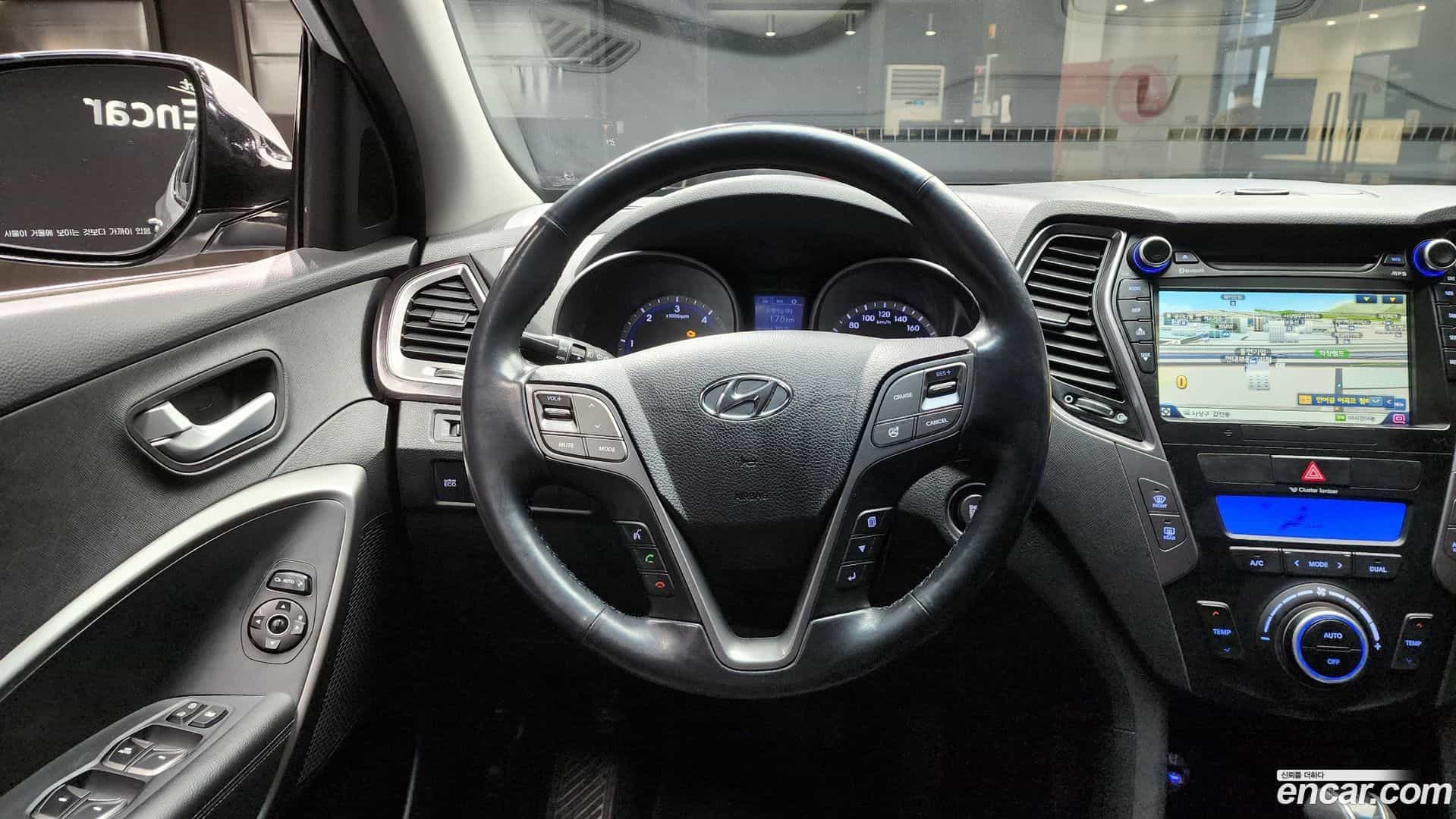 Santafe Hyundai 2014.5-OPTION-018