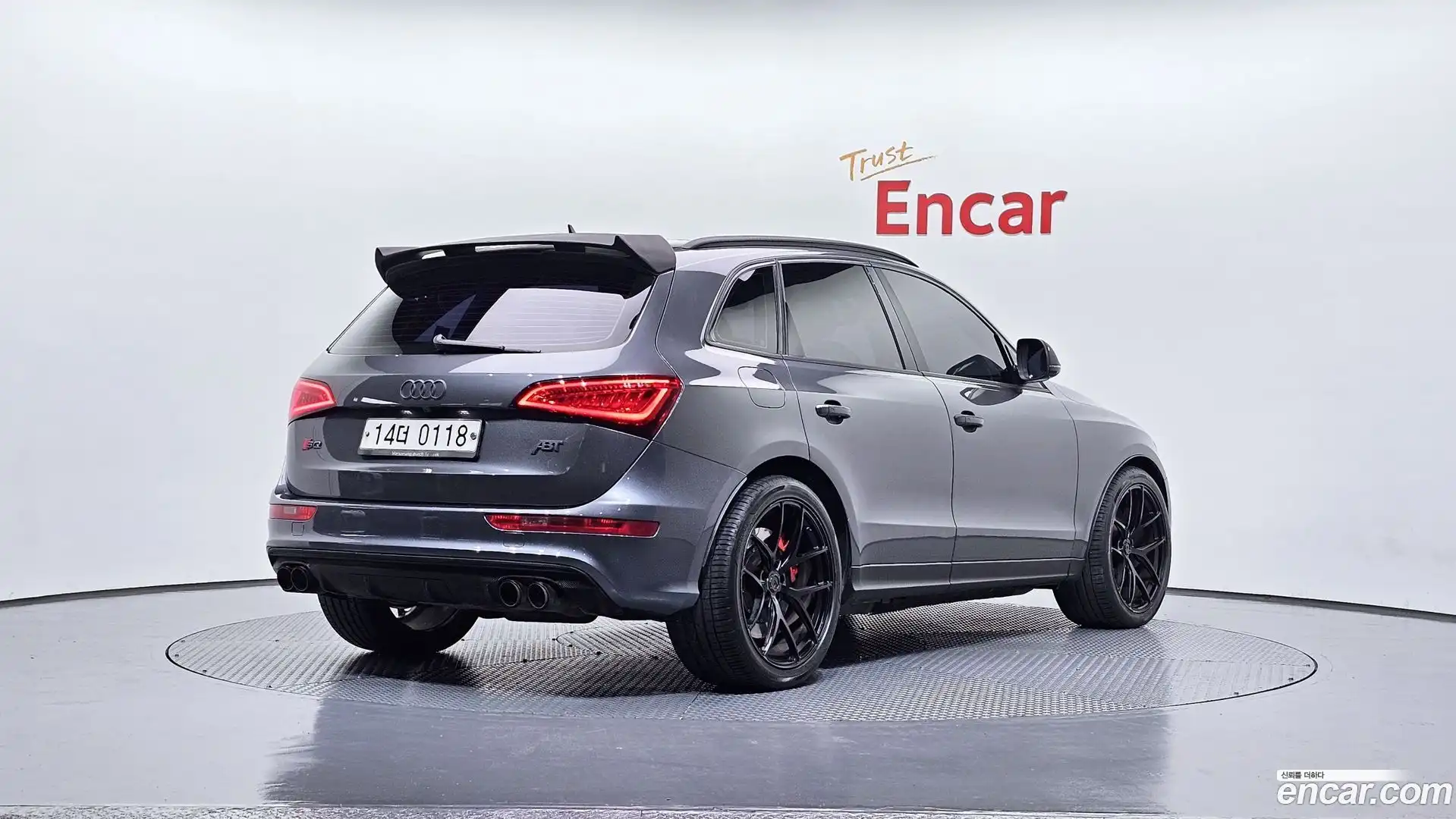SQ5 Audi 2015.10-OUTER-002