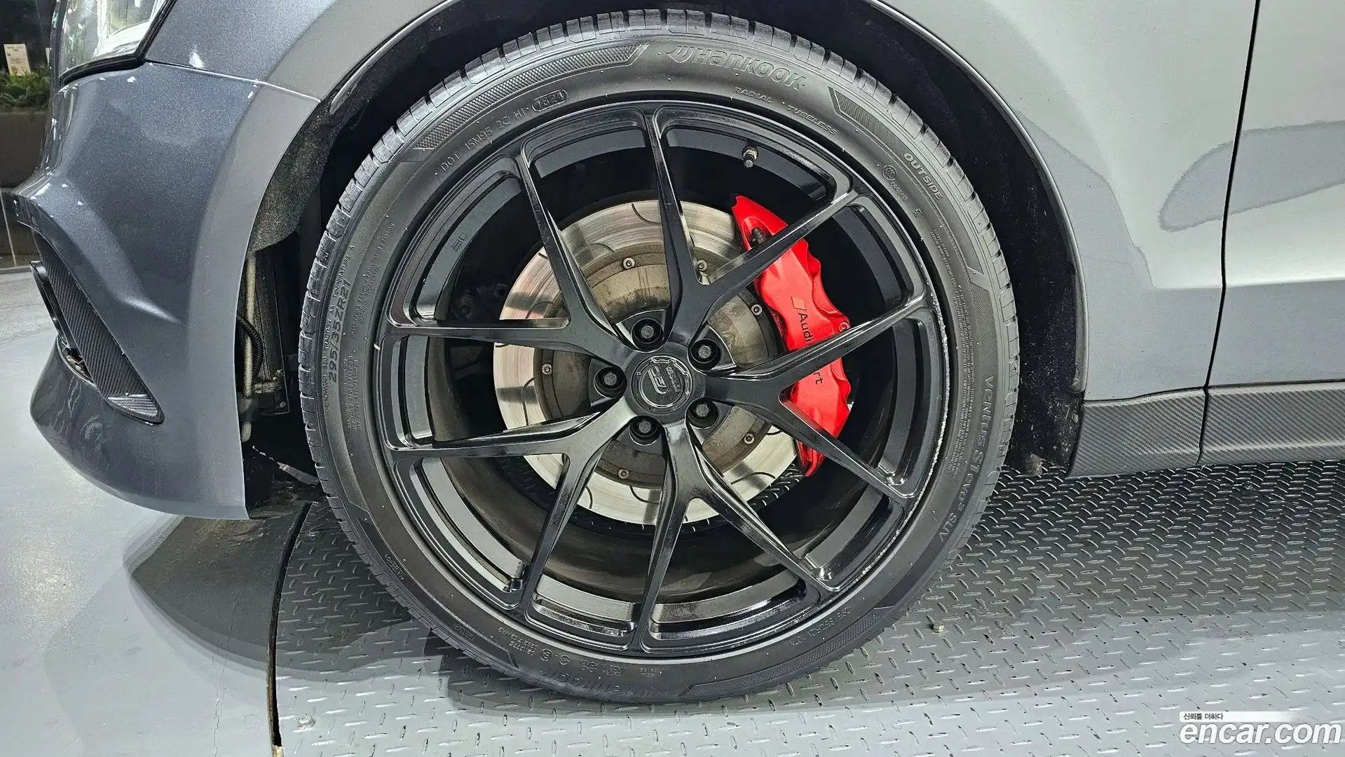 SQ5 Audi 2015.10-OUTER-005