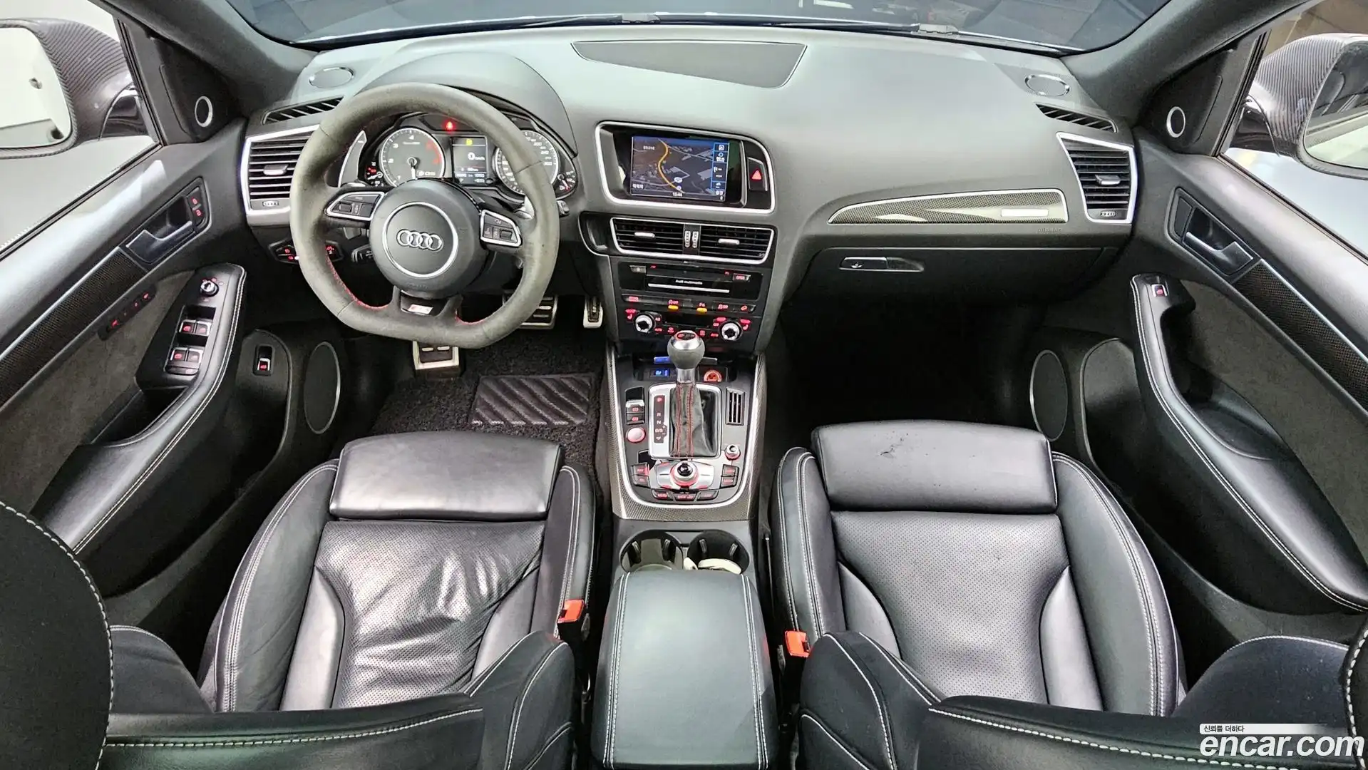 SQ5 Audi 2015.10-INNER-007