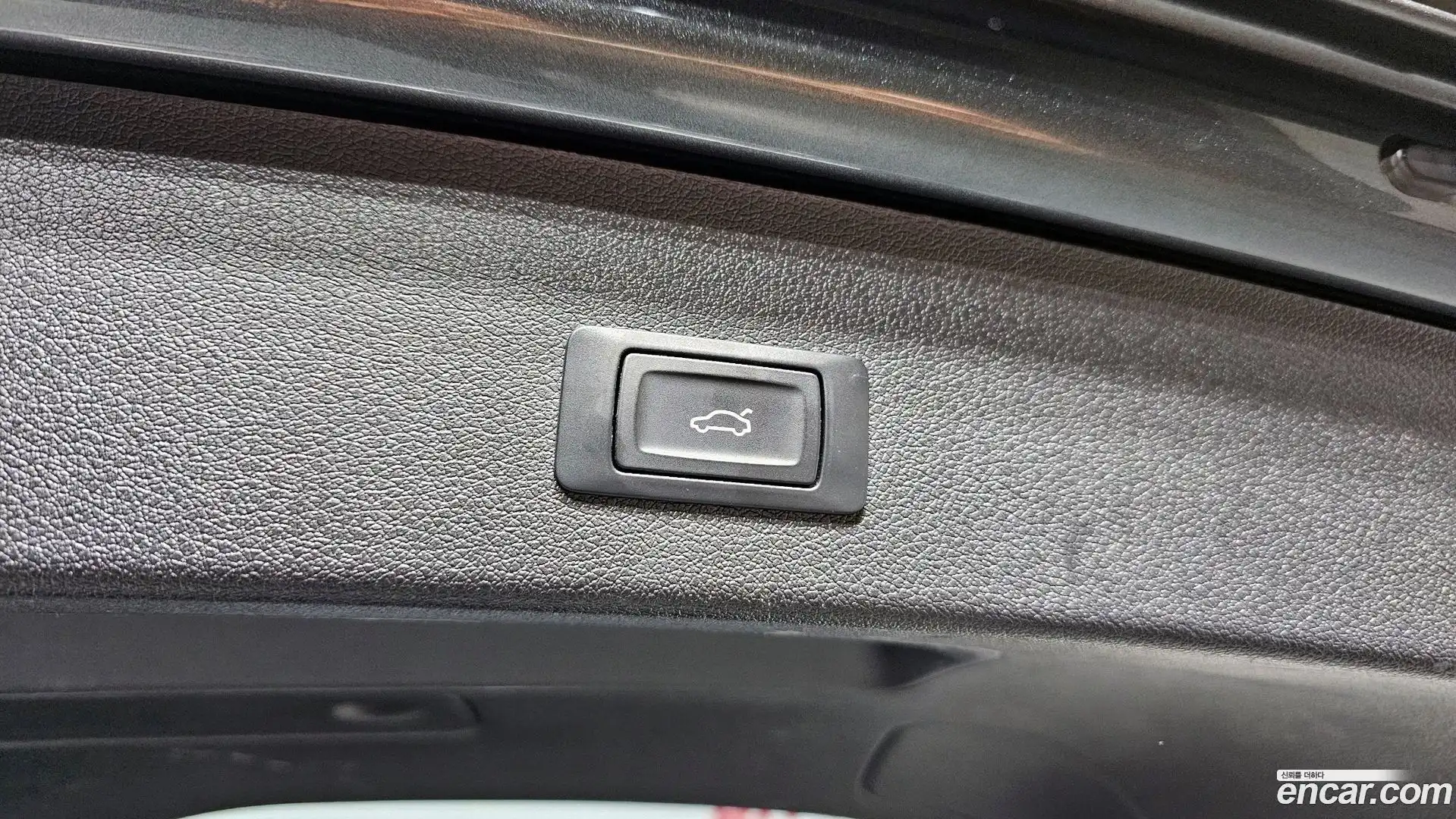 SQ5 Audi 2015.10-OPTION-024