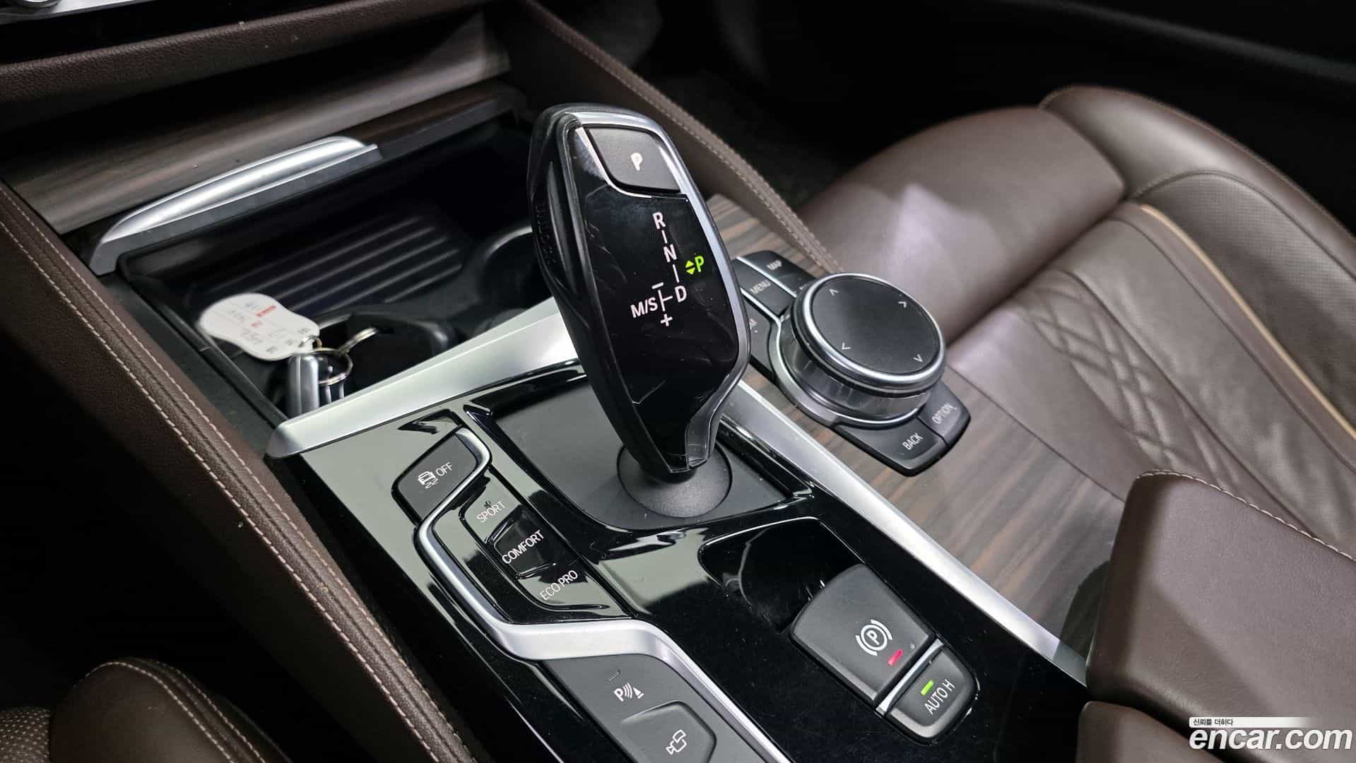 5-Series BMW 2017.6-INNER-009