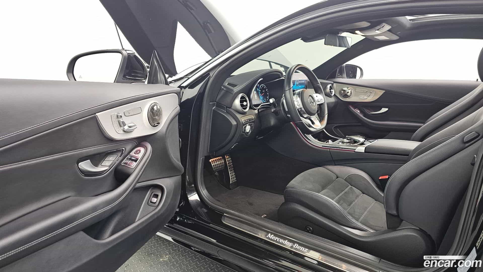 C-Class Mercedes-Benz 2022.9-OPTION-015