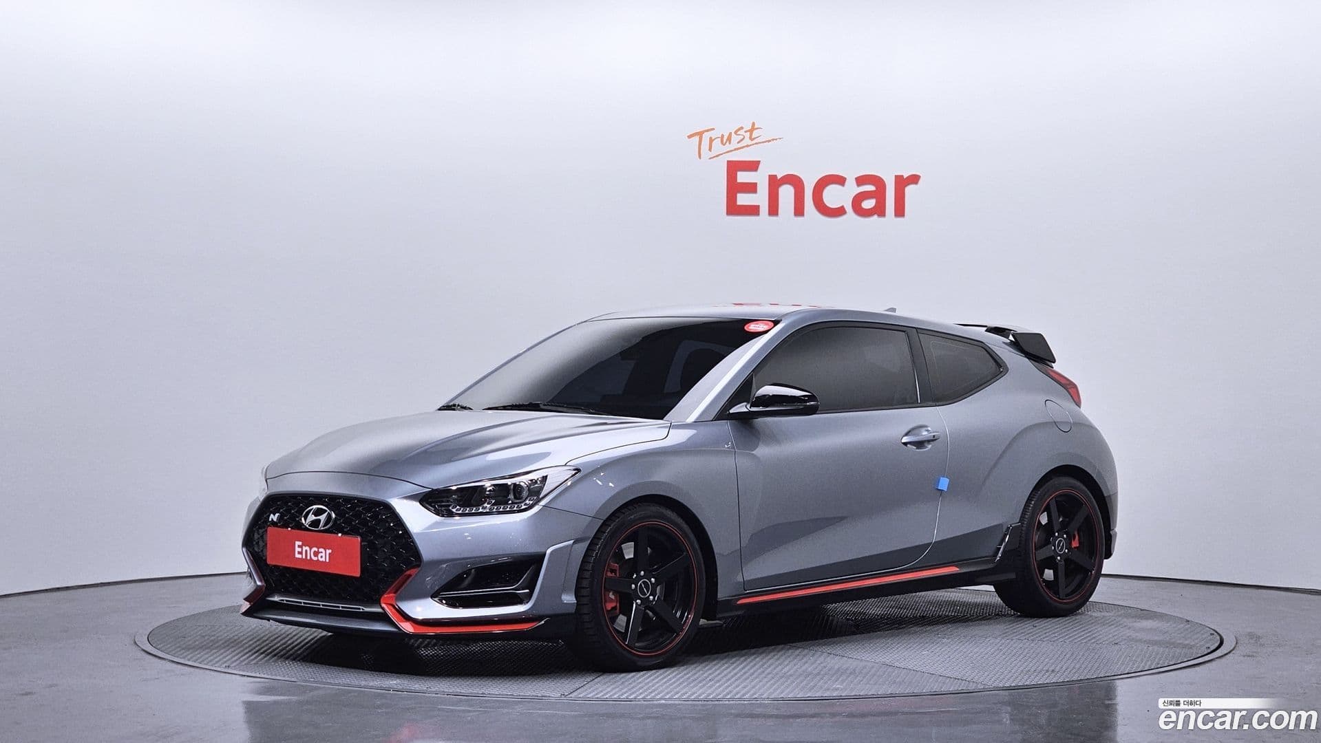Main__Slider__Photo:Veloster Hyundai 2018.8-0