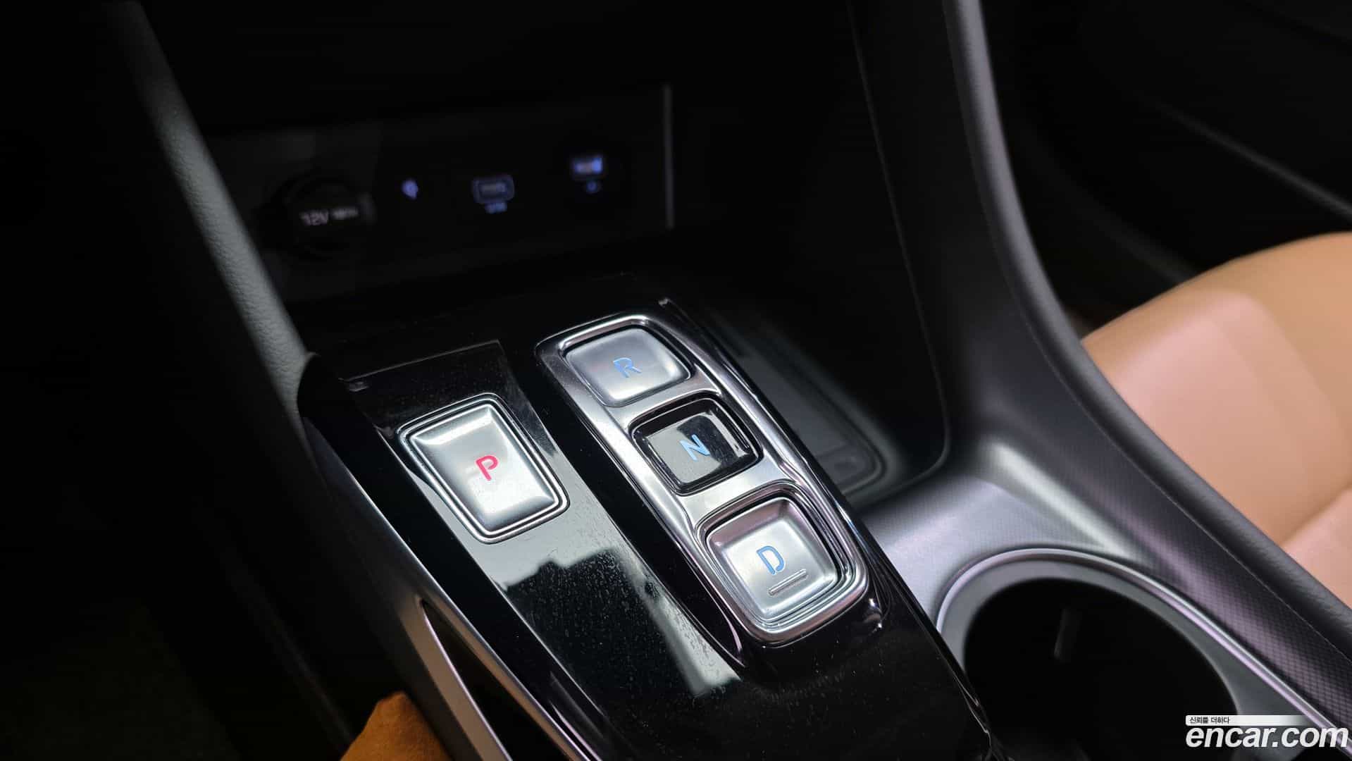 Sonata Hyundai 2020.1-INNER-009