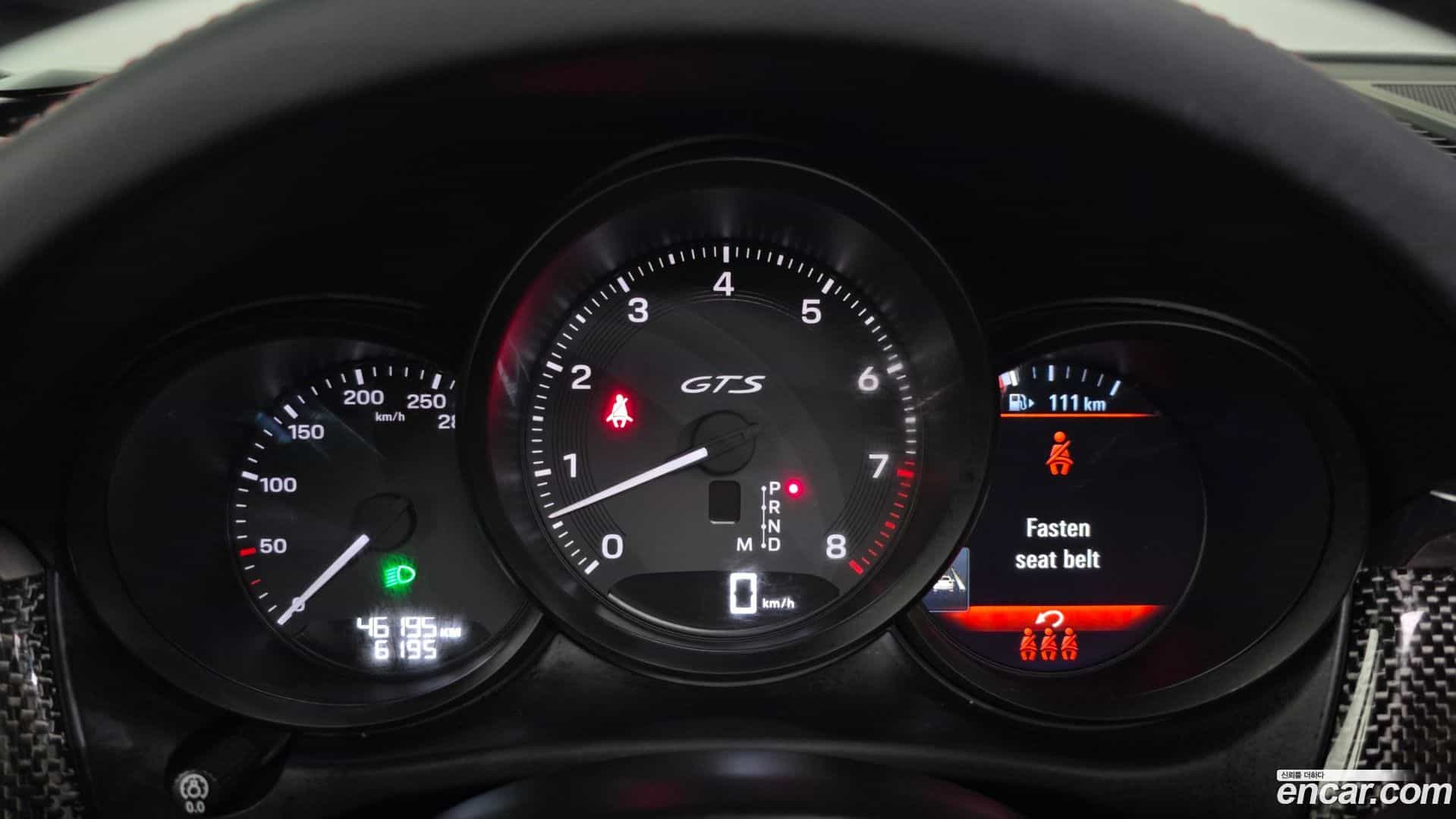 Macan Porsche 2022.11-INNER-008