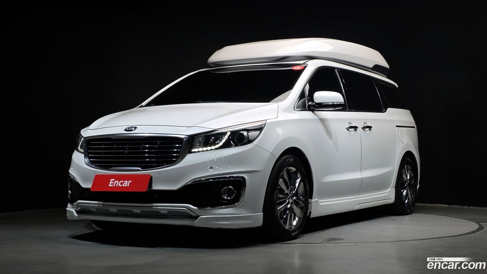 Main__Slider__Photo:Canival Kia 2017.9-0