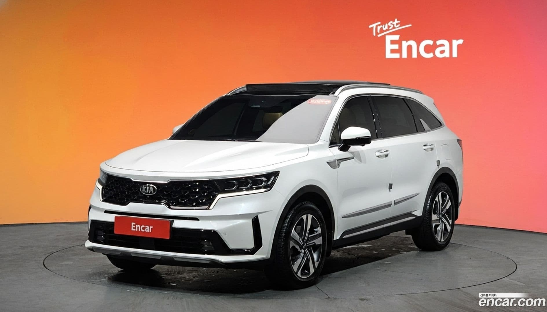 Main__Slider__Photo:Sorento Kia 2020.10-0