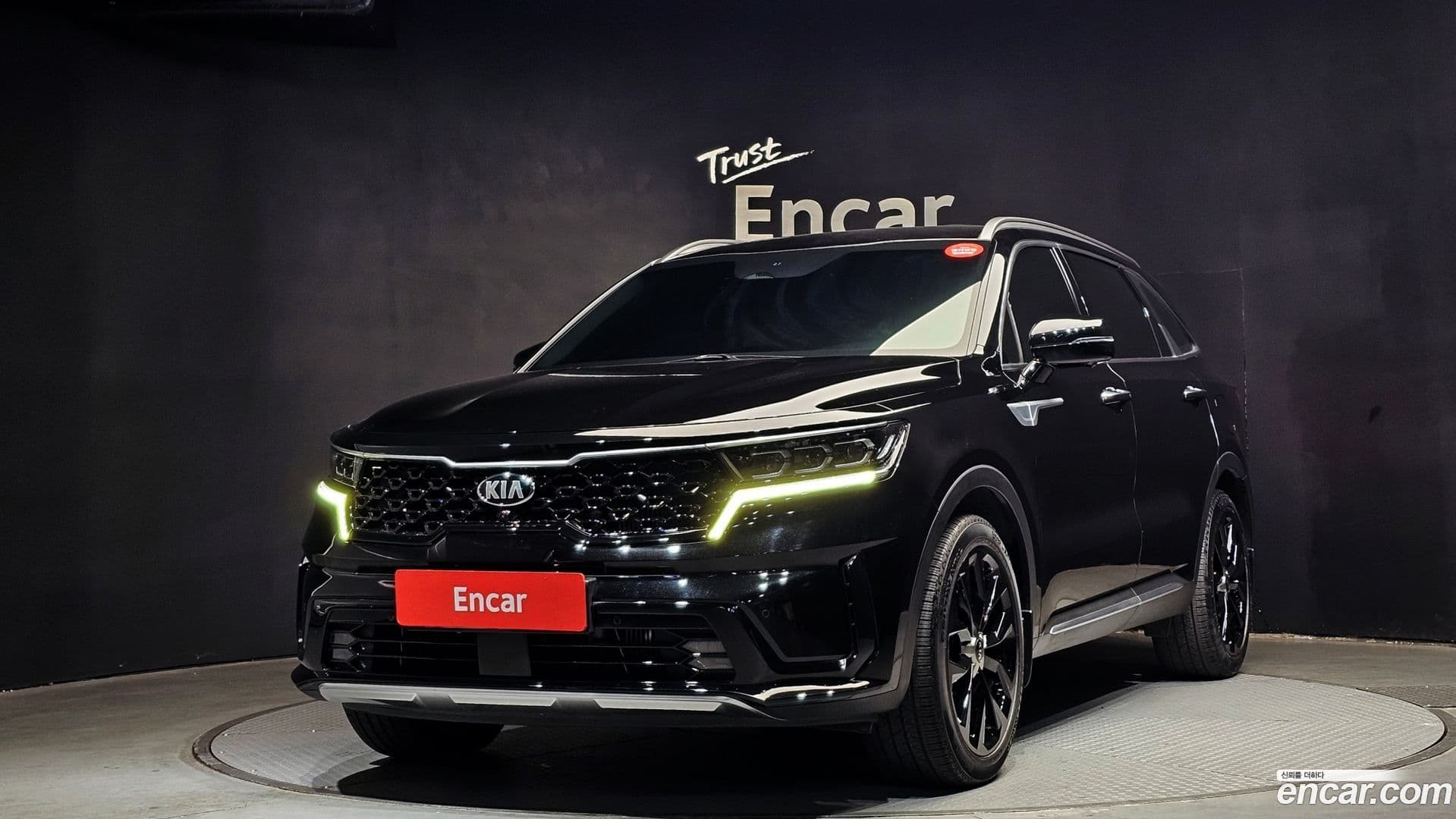 Main__Slider__Photo:Sorento Kia 2021.2-0