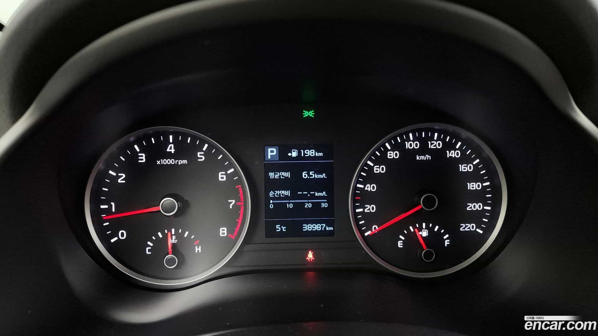 Stonic Kia 2020.11-INNER-008