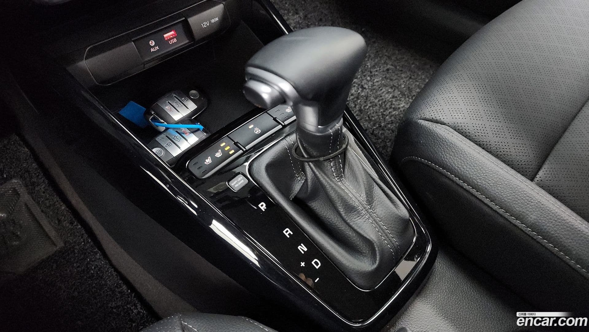Main__Slider__Photo:Stonic Kia 2020.11-8