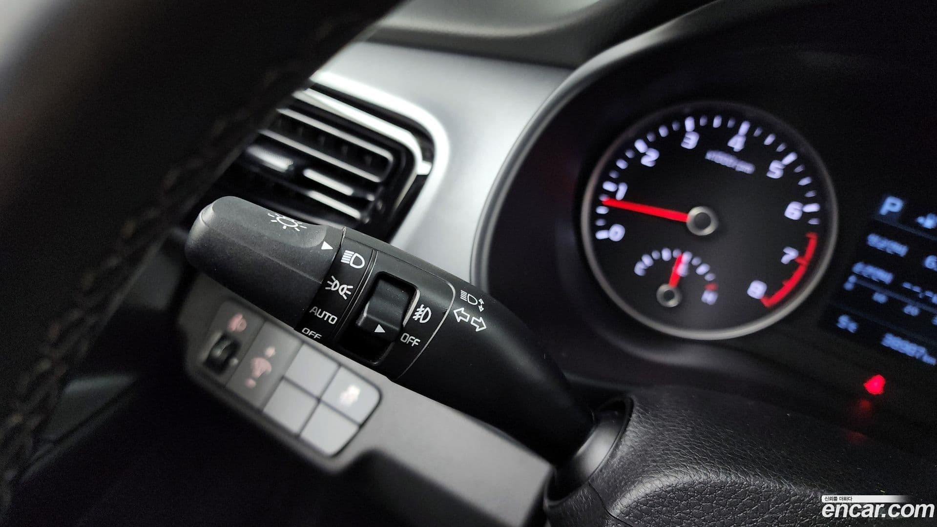 Main__Slider__Photo:Stonic Kia 2020.11-17