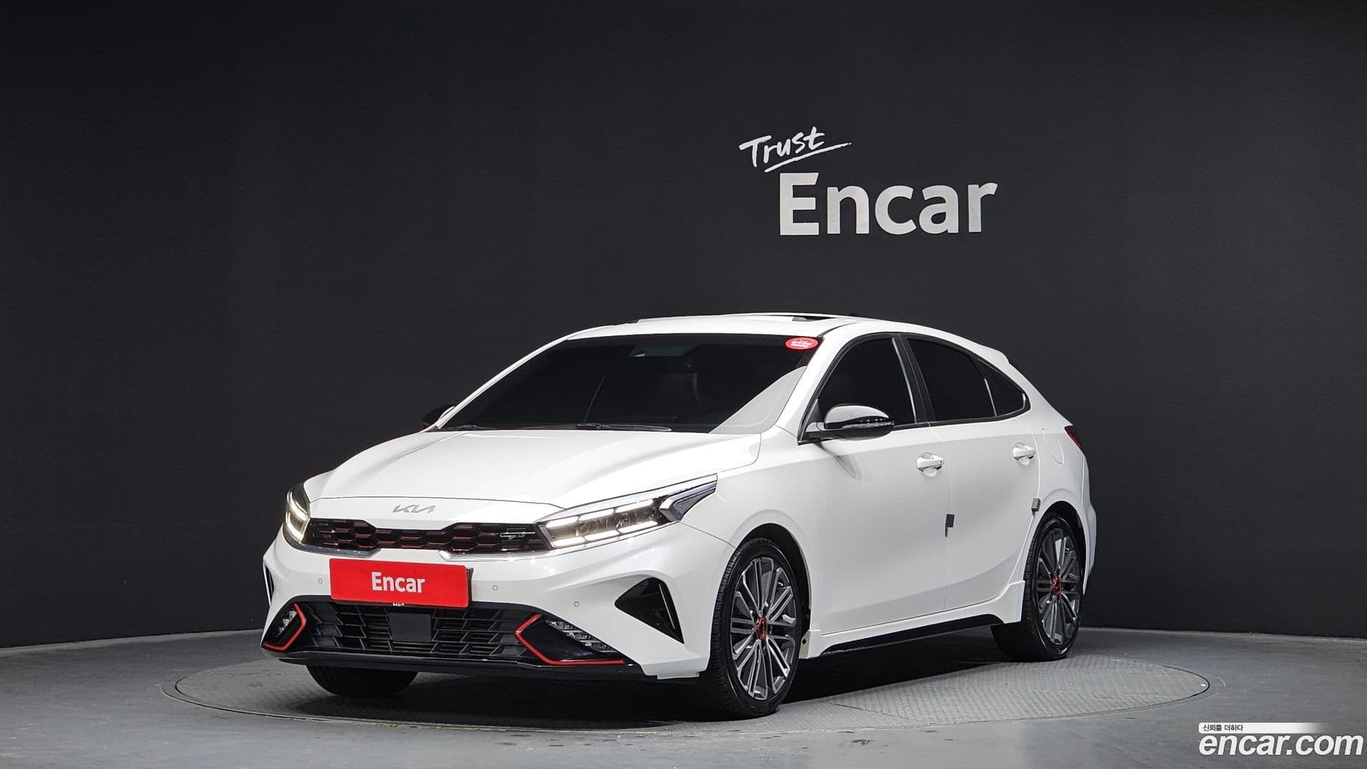 Main__Slider__Photo:K3 Kia 2021.10-0