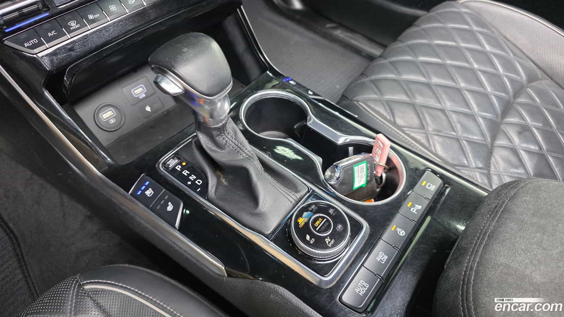 Mohave Kia 2022.5-INNER-009