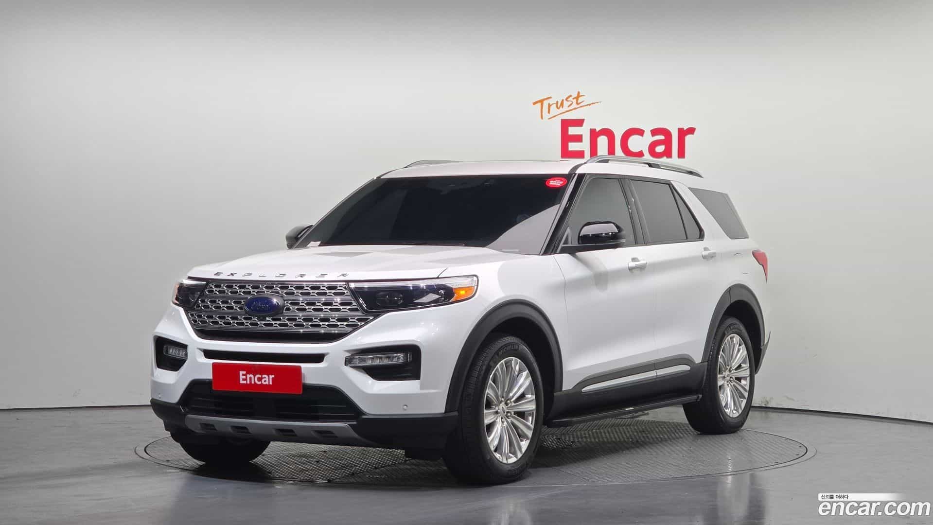 Explorer Ford 2022.11-OUTER-001