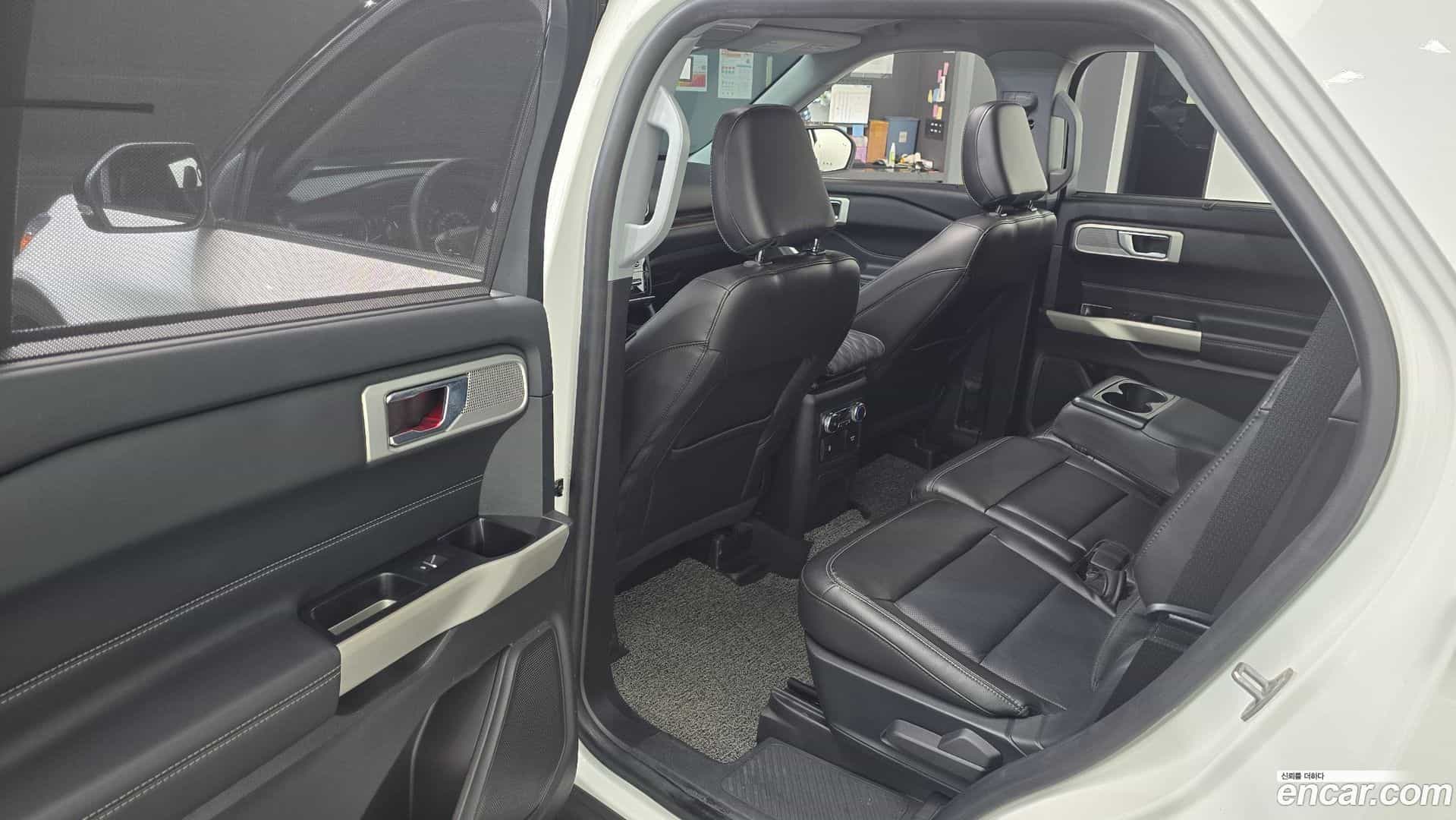Explorer Ford 2022.11-OPTION-015