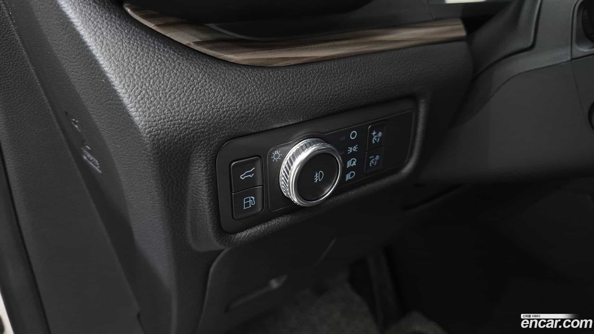 Explorer Ford 2022.11-OPTION-019
