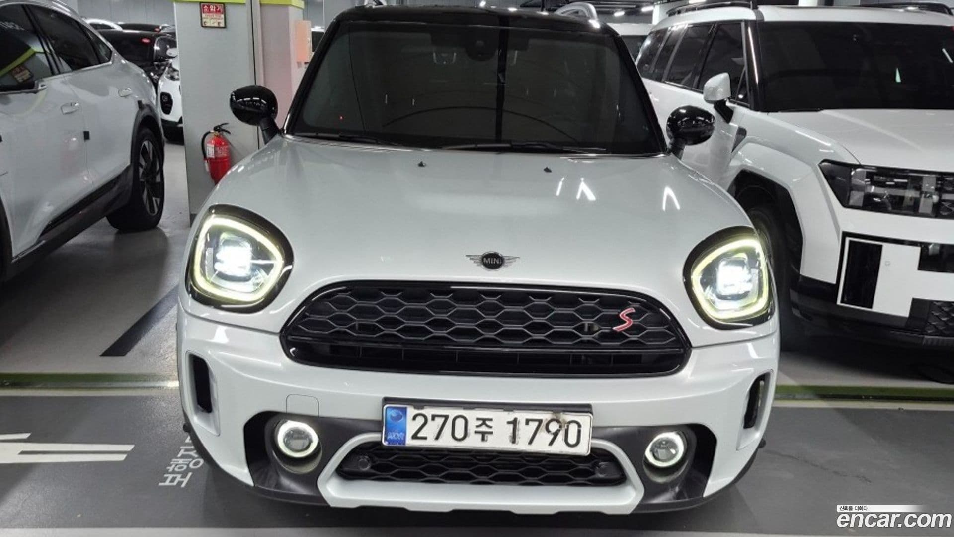 Main__Slider__Photo:Countryman Mini 2021.0-0